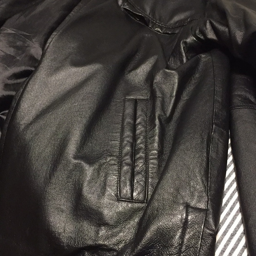 Leather Jacket - never worn - Picture 5 of 6